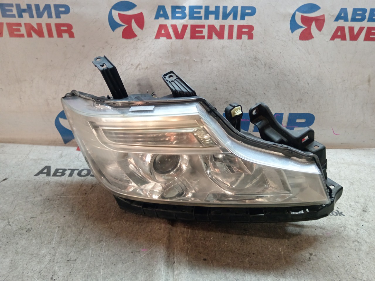Фара HONDA STEPWGN RK1 передняя правая (б/у)