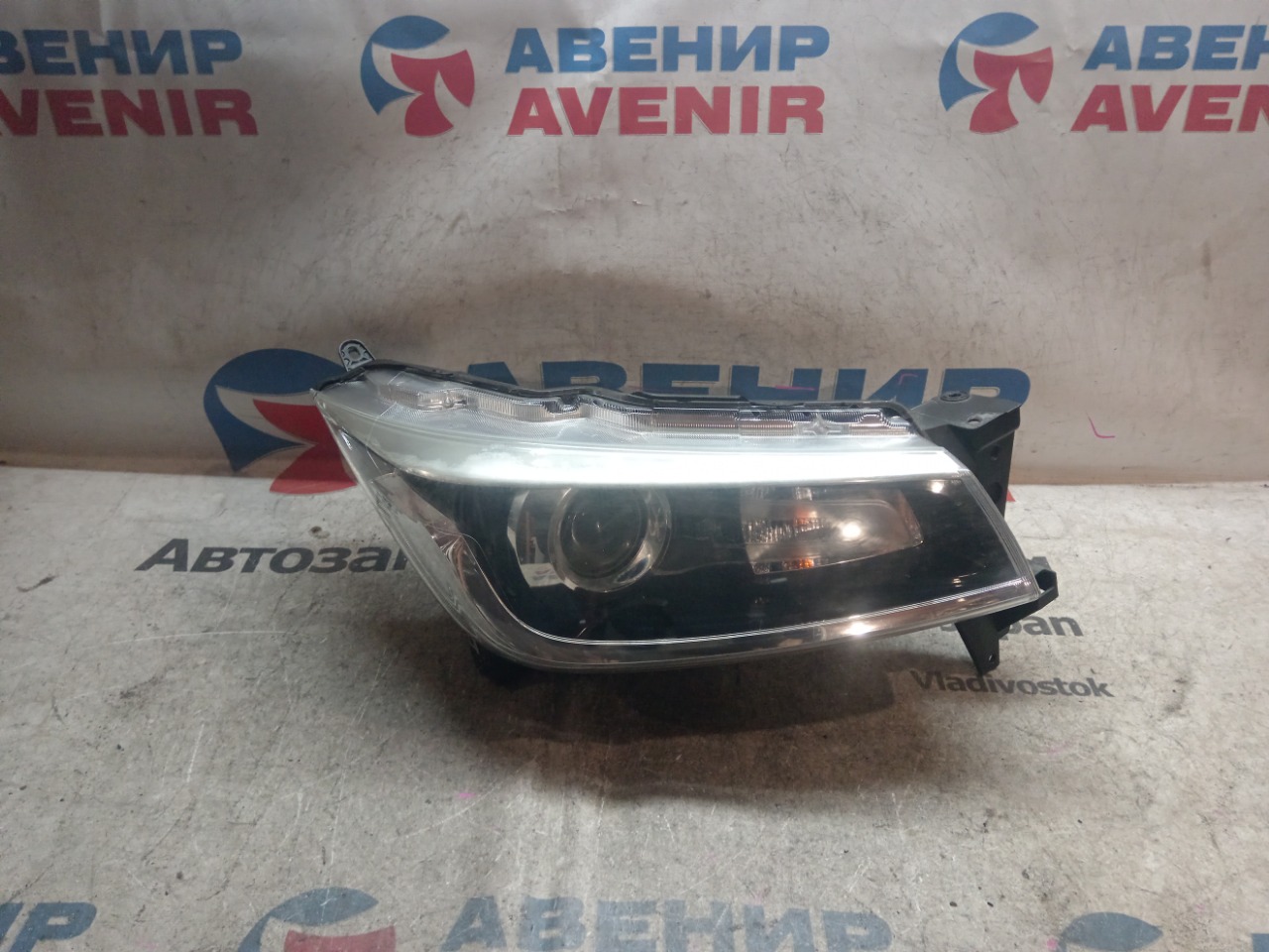 Фара MITSUBISHI DELICA:D2 MB36S передняя правая (б/у)