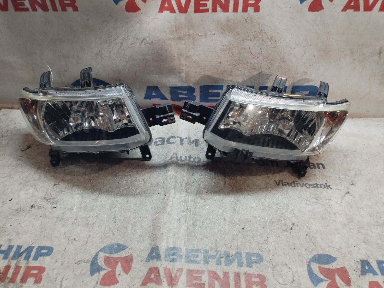 Фара TOYOTA BB QNC25 передняя левая (б/у)