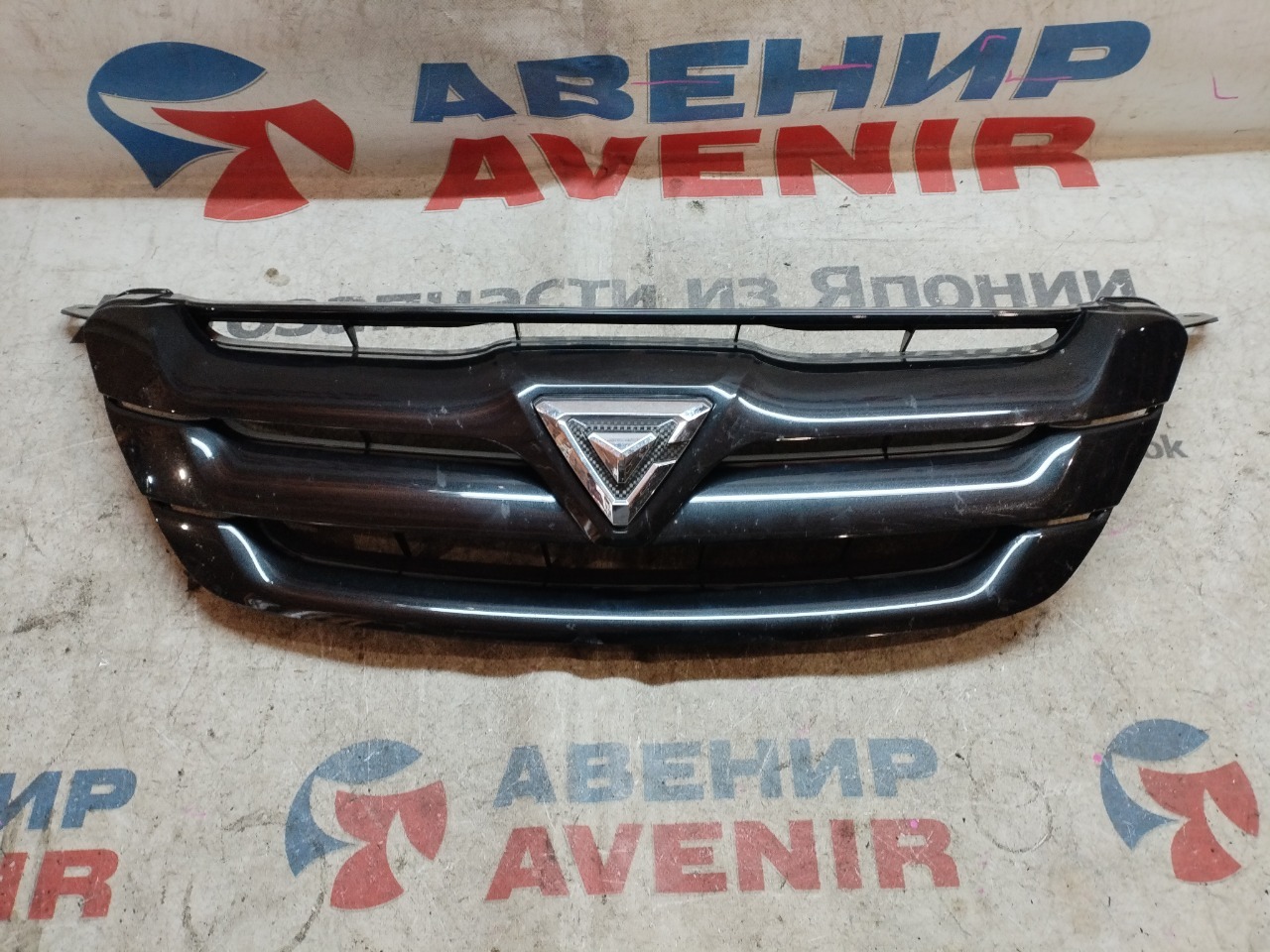 Решетка TOYOTA CALDINA ZZT241 (б/у)