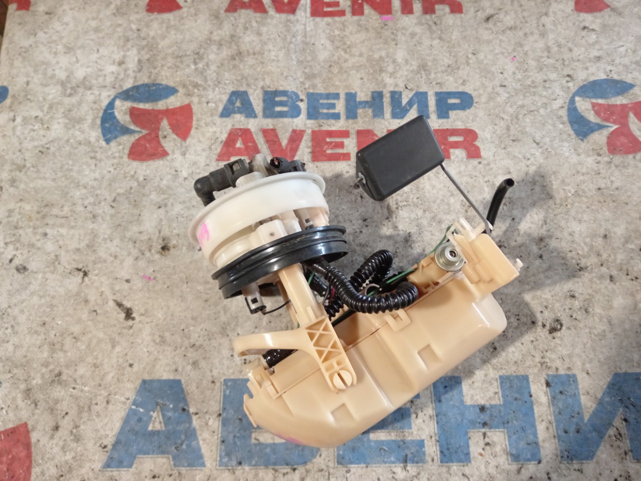 Бензонасос HONDA FREED GB3 L15A (б/у)