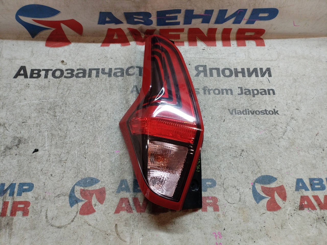 Стоп-сигнал NISSAN DAYZ B45W задний левый (б/у)
