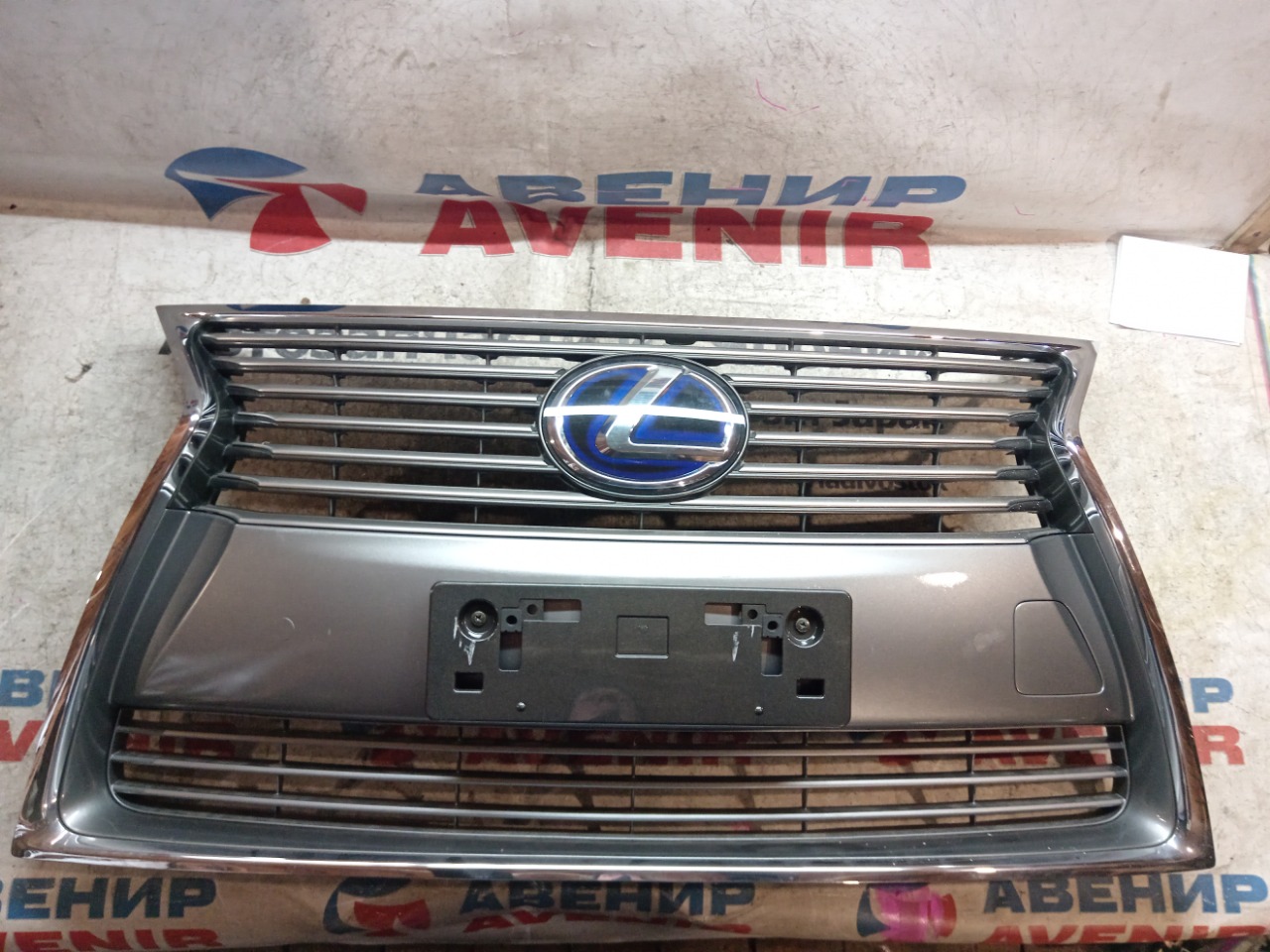 Решетка LEXUS LS600H UVF45 (б/у)