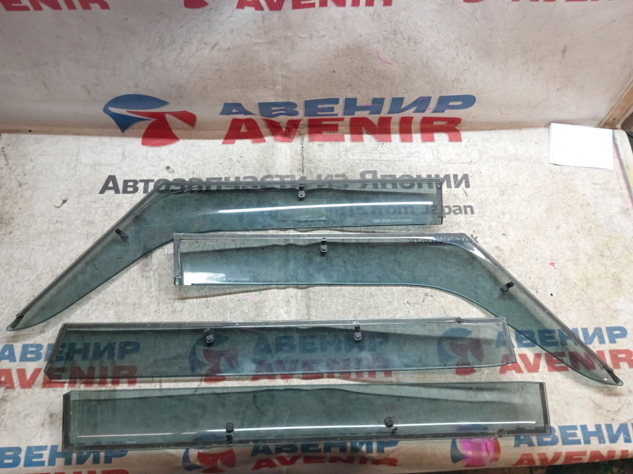 Ветровики комплект MITSUBISHI DELICA D:2 MB36S (б/у)