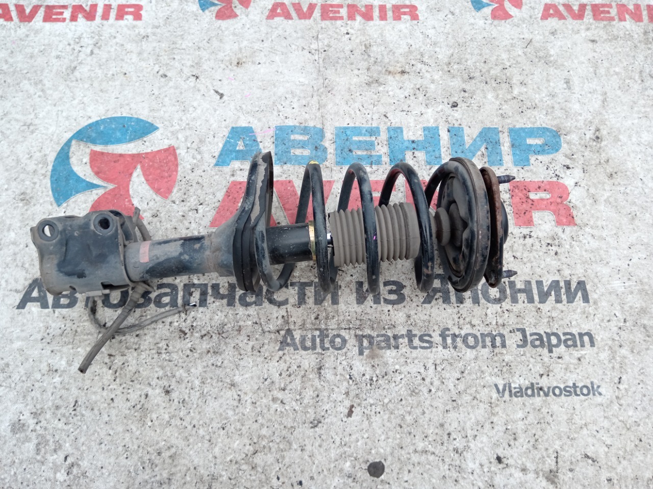 Стойка MITSUBISHI DION CR6W передняя левая (б/у)