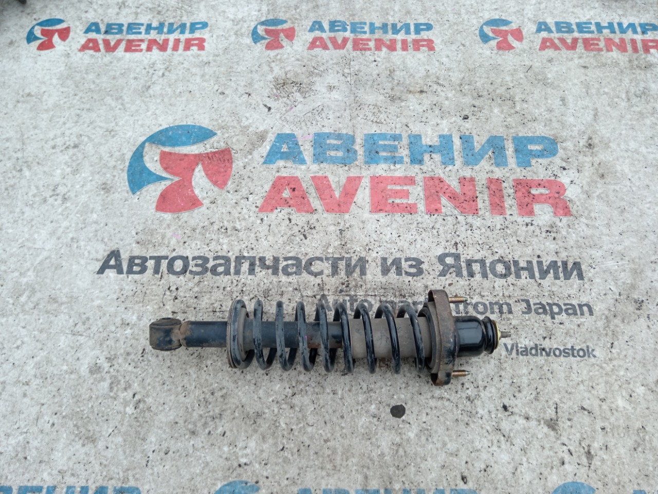 Стойка MITSUBISHI DION CR6W задняя правая (б/у)