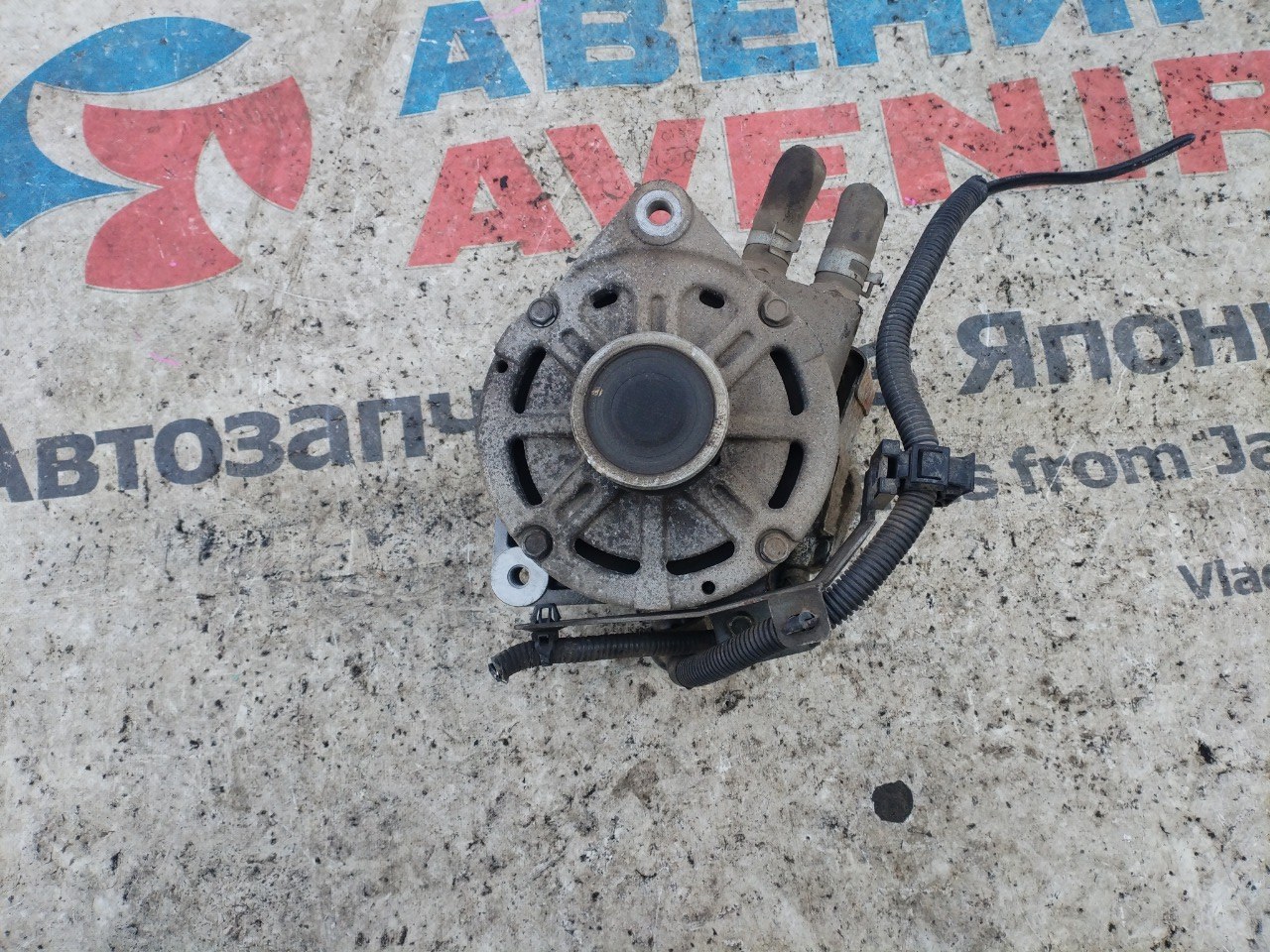 Генератор NISSAN NOTE NE12 HR12DE (б/у)