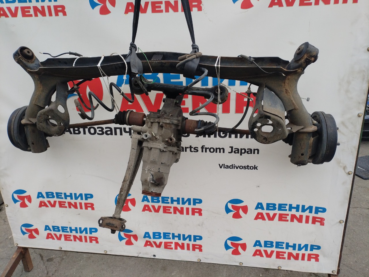 Балка подвески HONDA FIT GD4 L15A задняя (б/у)