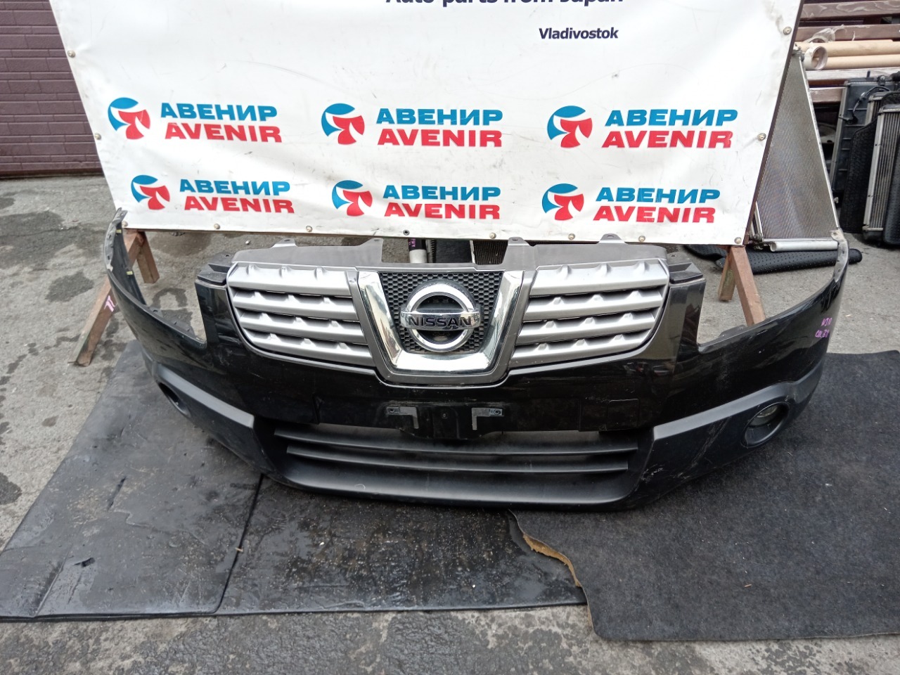 Бампер NISSAN DUALIS J10 передний (б/у)