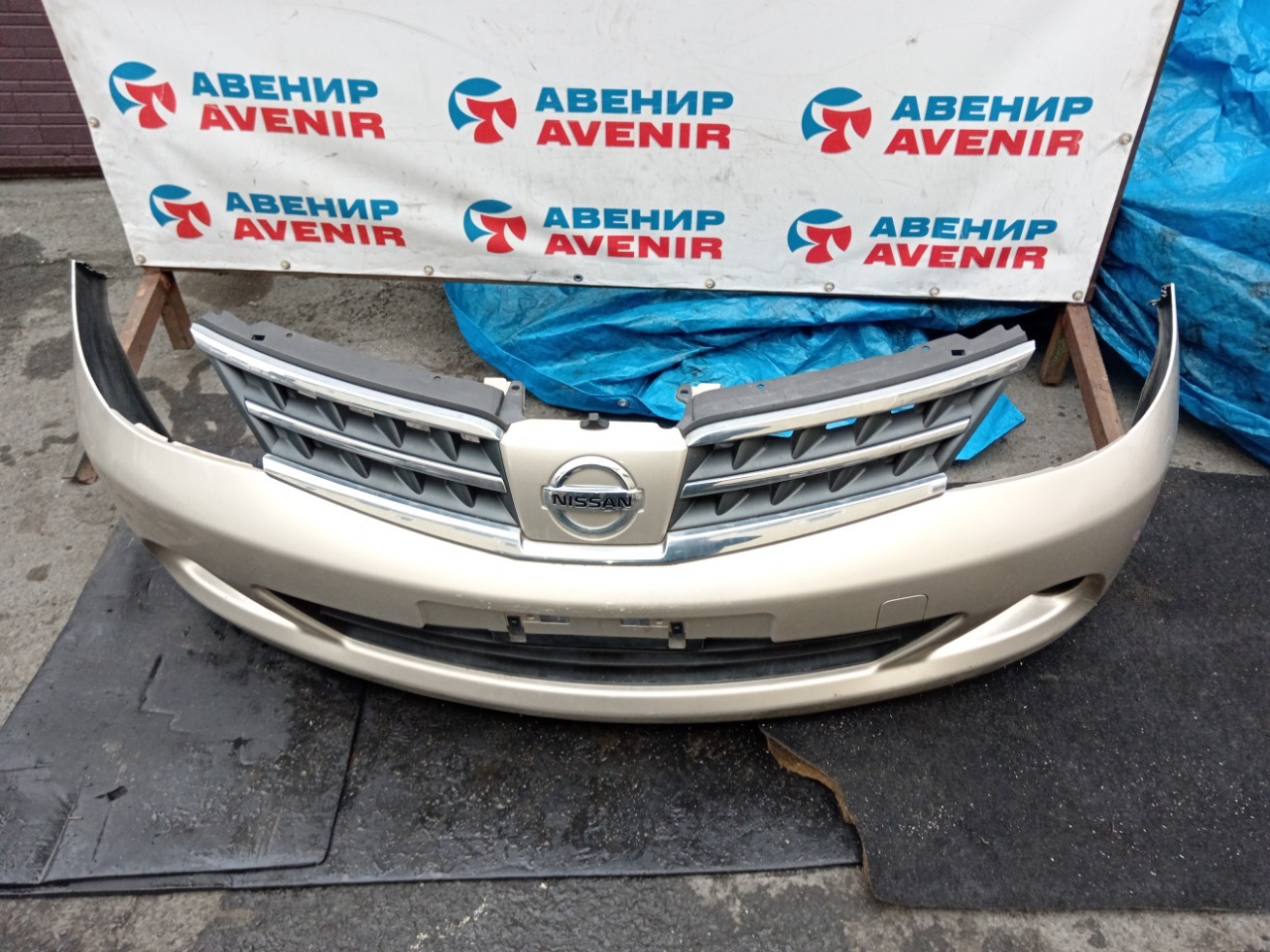 Бампер NISSAN TIIDA JC11 передний (б/у)