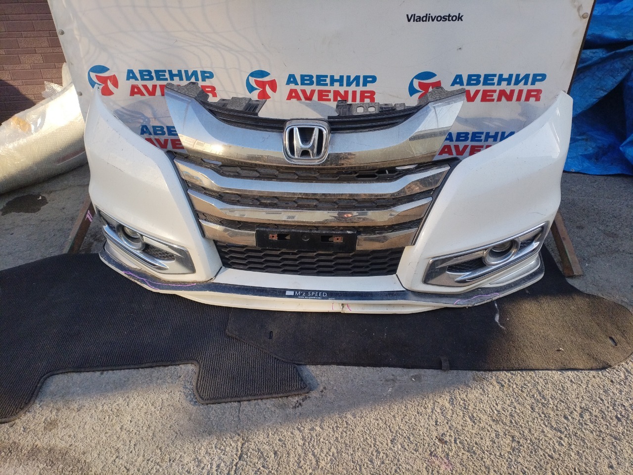 Бампер HONDA ODYSSEY RC1 передний (б/у)
