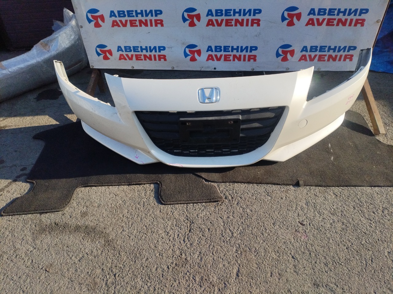 Бампер HONDA CR-Z ZF1 передний (б/у)