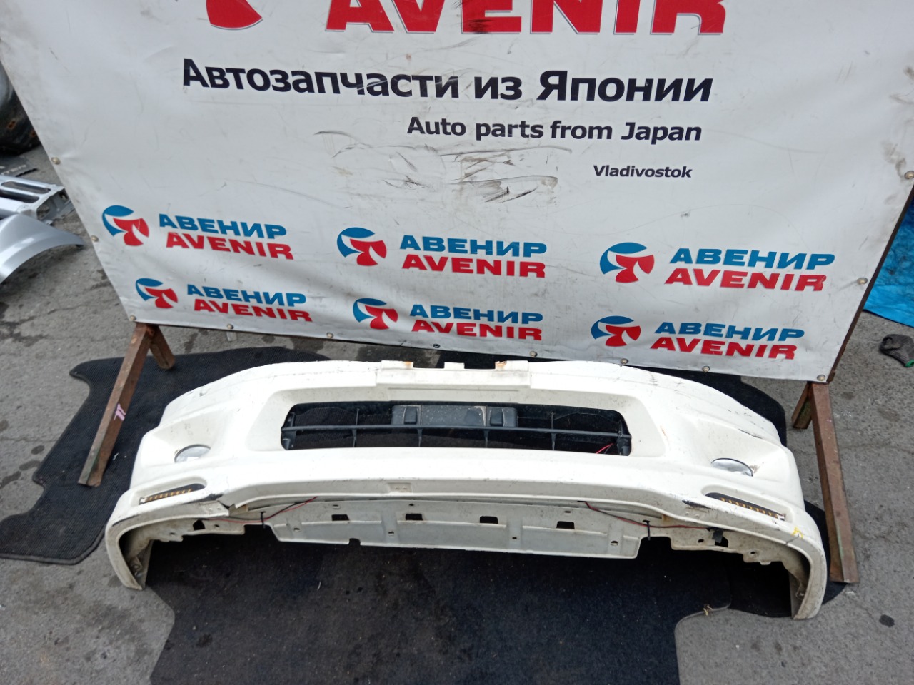 Губа HONDA STEPWGN RG1 передняя (б/у)