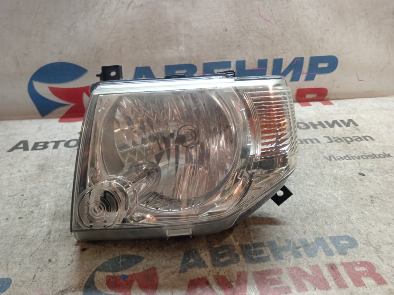 Фара MITSUBISHI PAJERO MINI H58A передняя левая (б/у)