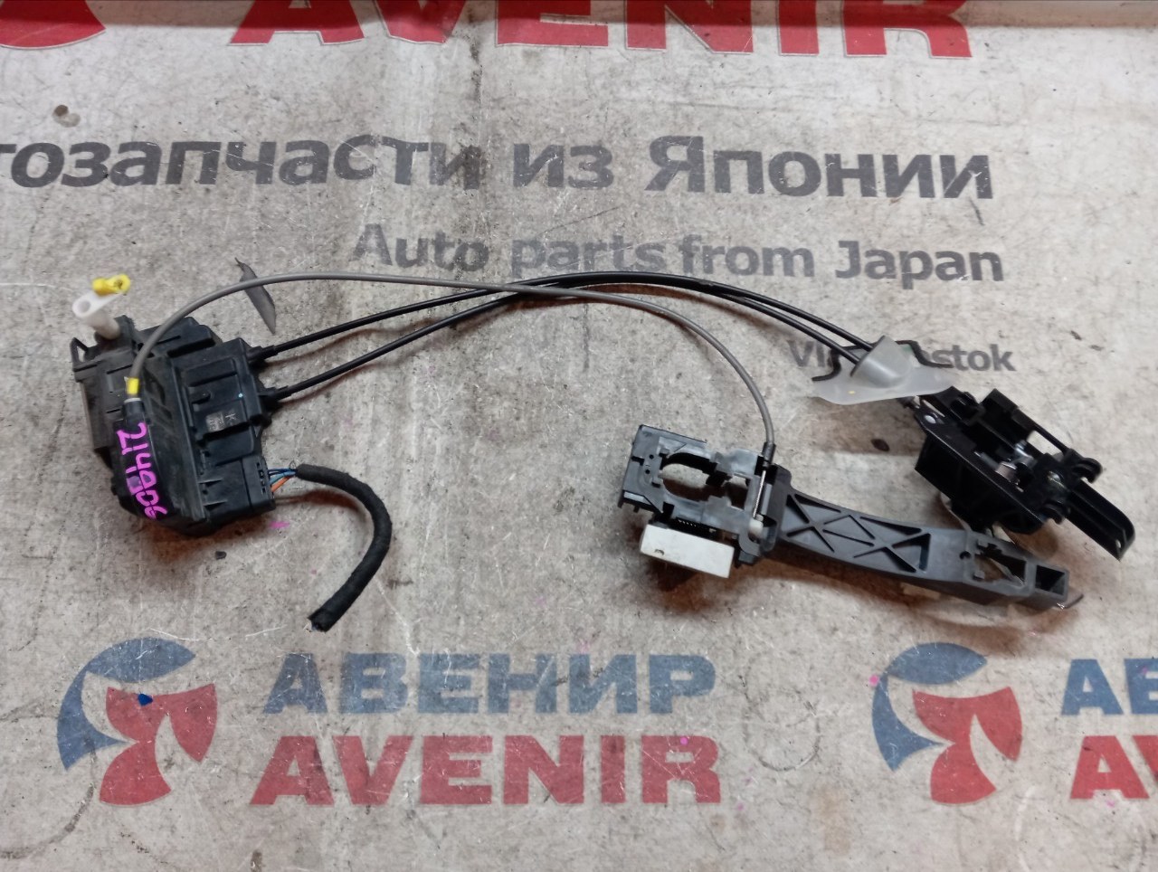 Замок двери NISSAN DUALIS J10 передний правый (б/у)