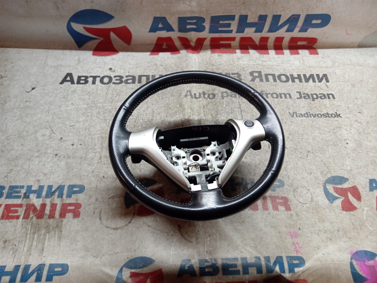 Руль HONDA FIT GD1 (б/у)