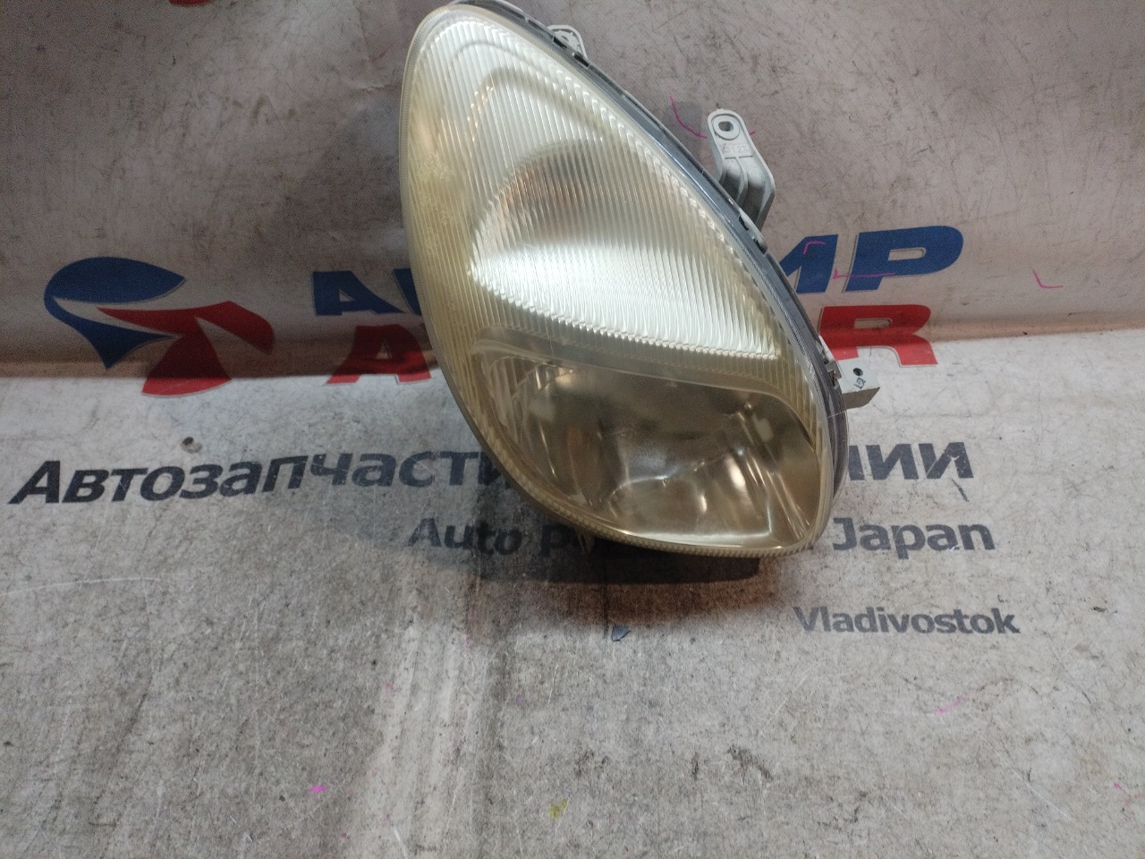 Фара TOYOTA DUET M100A передняя правая (б/у)