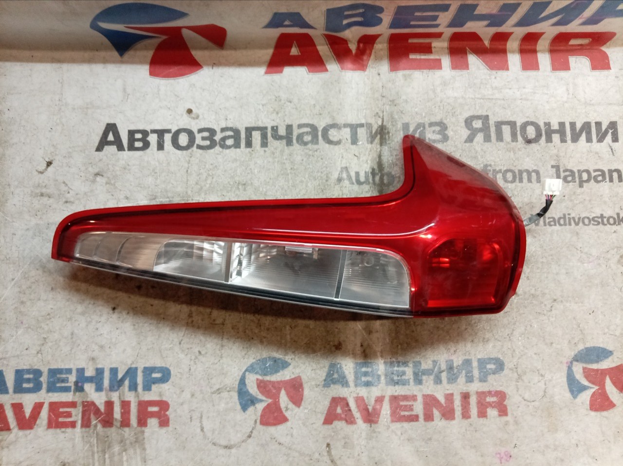Стоп-сигнал MITSUBISHI EK WAGON B11W задний правый (б/у)