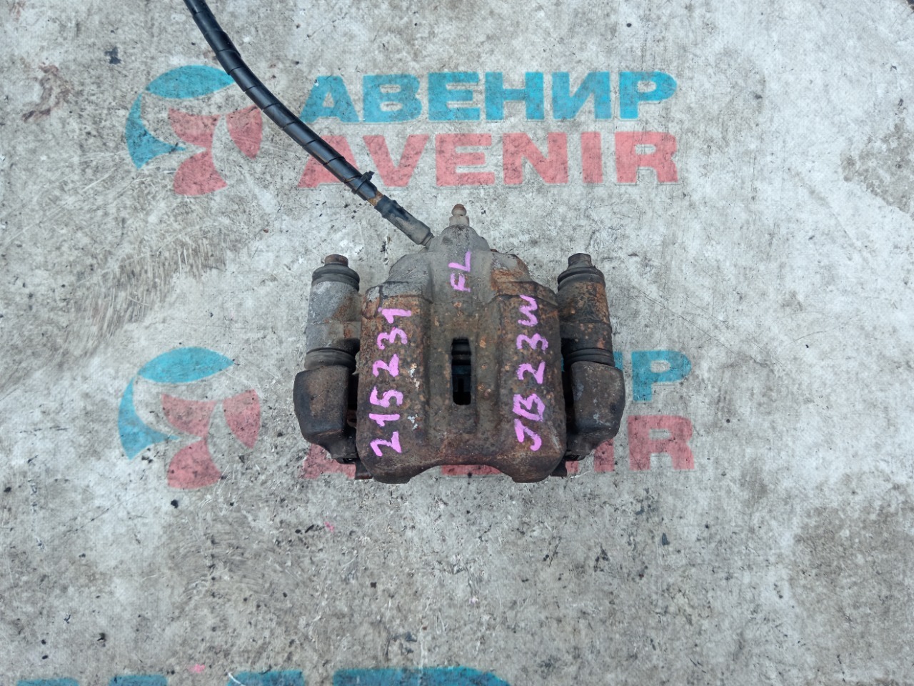 Суппорт SUZUKI JIMNY JB23W K6AT передний левый (б/у)