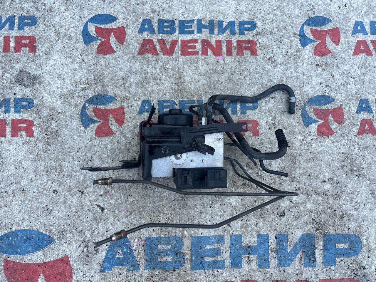 Блок abs TOYOTA CENTURY GZG50 1GZ-FE (б/у)