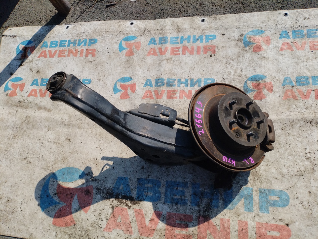 Ступица NISSAN DUALIS KJ10 задняя левая (б/у)