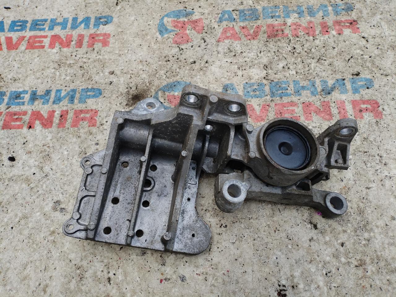 Подушка двигателя NISSAN DUALIS KNJ10 передняя левая (б/у)