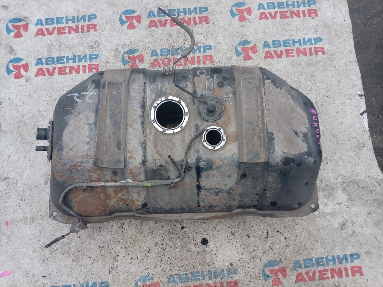 Бензобак TOYOTA LAND CRUISER PRADO RZJ95 3RZ-FE (б/у)