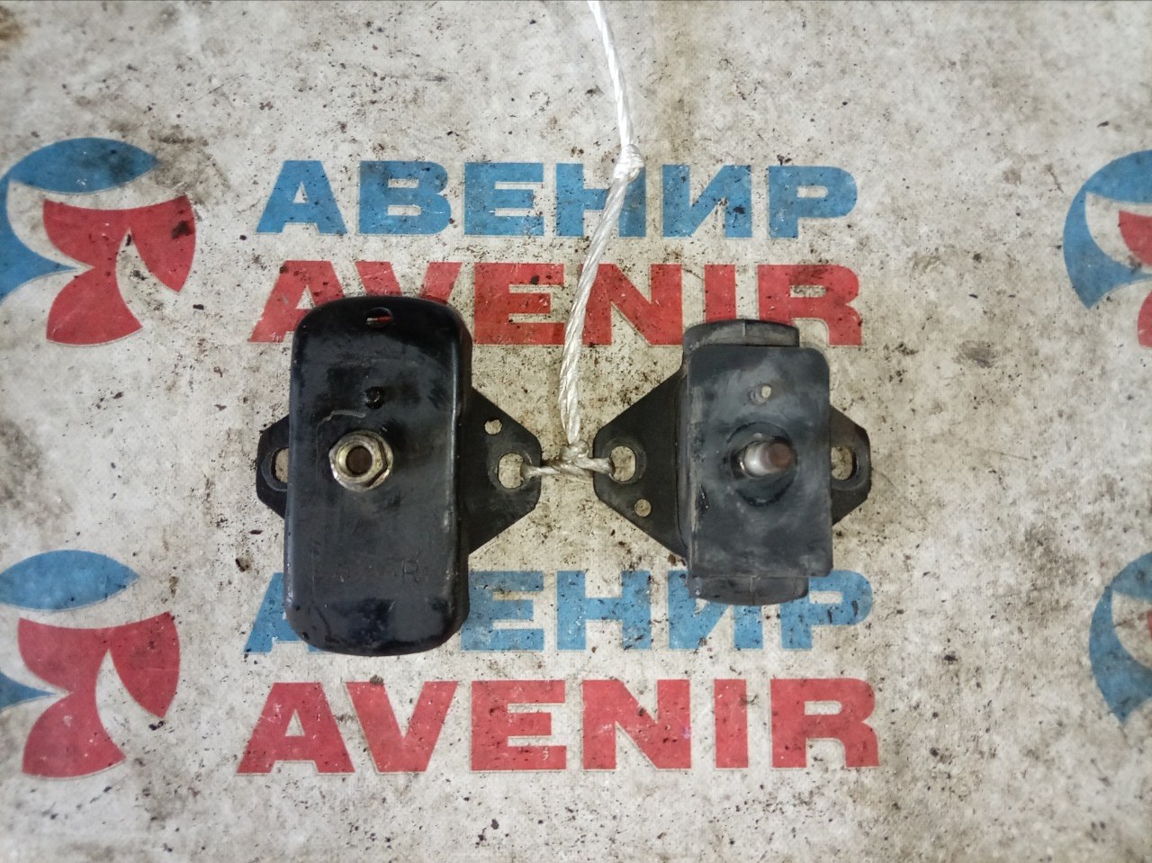 Подушка двигателя TOYOTA LAND CRUISER PRADO RZJ95 3RZ-FE (б/у)