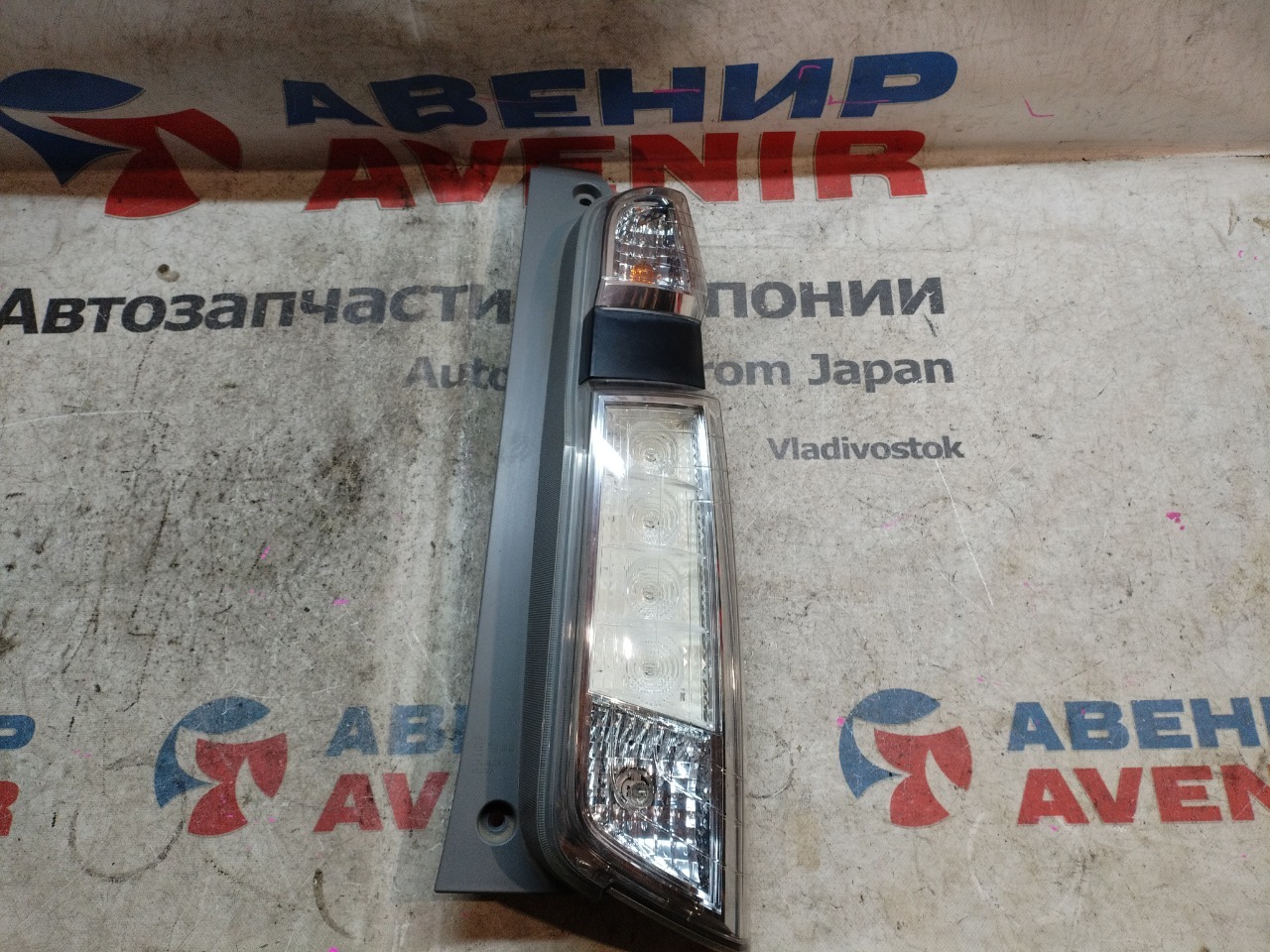 Стоп-сигнал HONDA N-WGN JH1 задний правый (б/у)