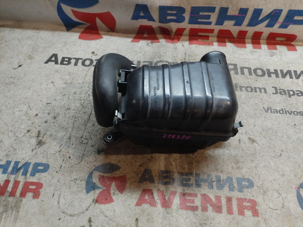Корпус воздушного фильтра SUZUKI JIMNY JB23W K6A (б/у)