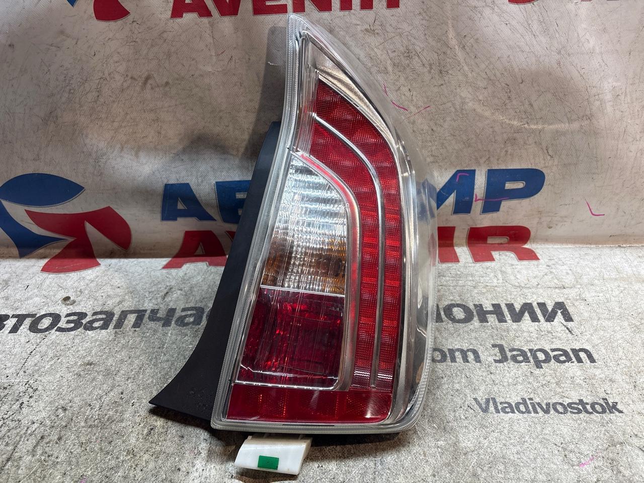 Стоп-сигнал TOYOTA PRIUS ZVW30 задний правый (б/у)