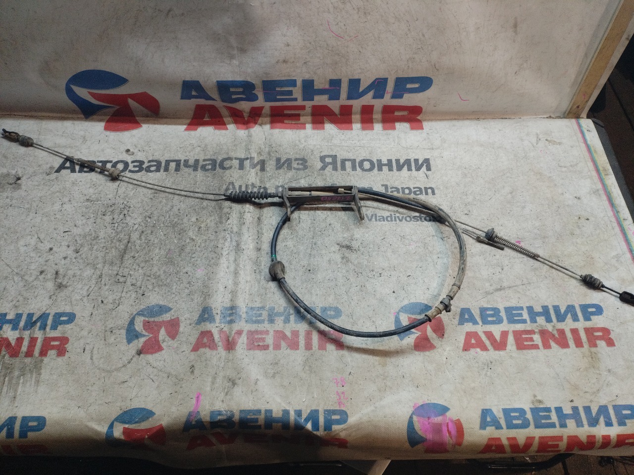 Тросик ручника MAZDA DEMIO DW3W (б/у)