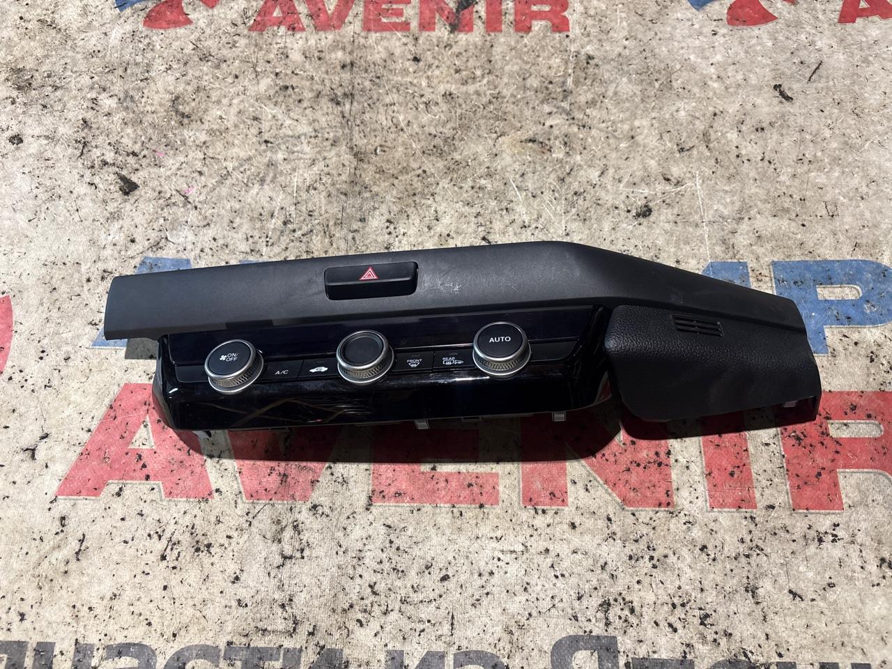 Климат-контроль HONDA FIT GR1 GR2 GR3 GR4 LEB (б/у)