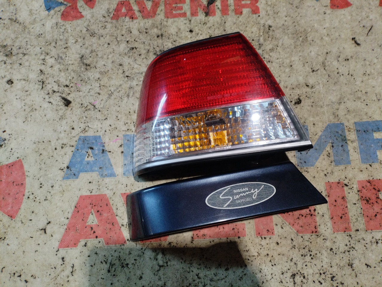 Стоп-сигнал NISSAN SUNNY FNB15 задний левый (б/у)