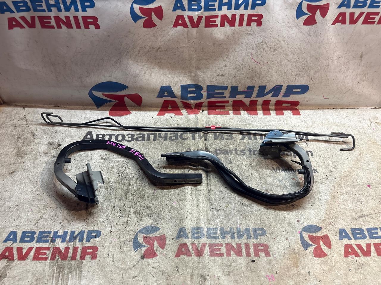 Петля крышки багажника NISSAN SUNNY FNB15 (б/у)