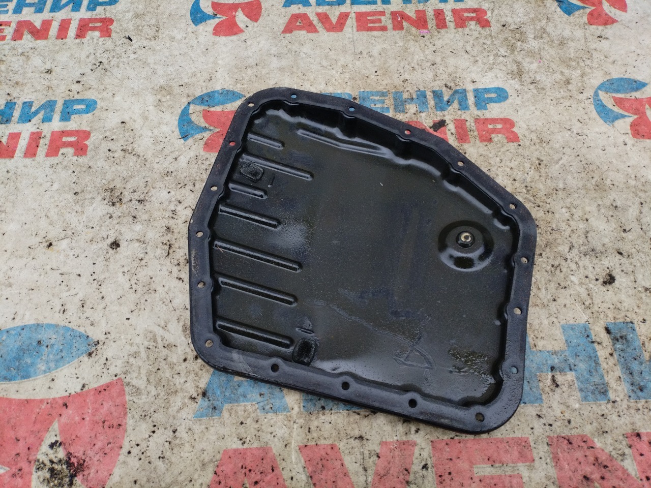 Поддон кпп TOYOTA AVENSIS AZT255 1AZ-FSE (б/у)