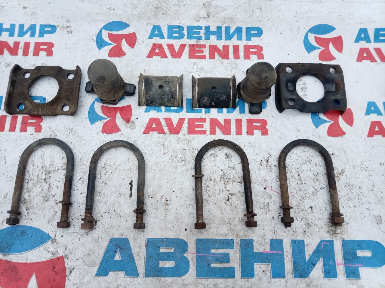 Стремянка рессоры MAZDA PROCEED MARVIE UV66R G6 (б/у)