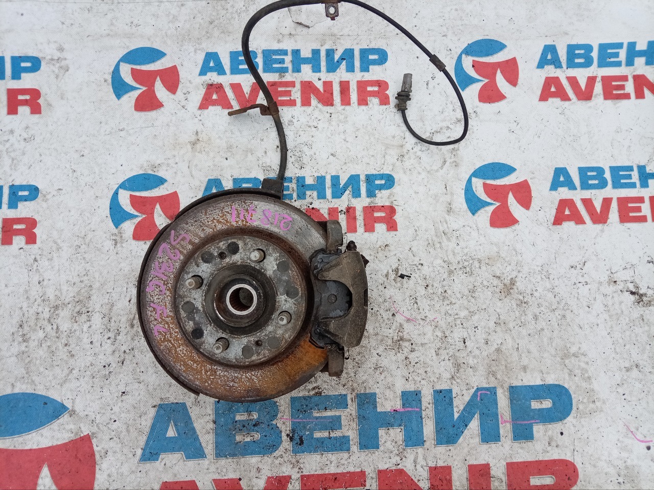 Ступица DAIHATSU ATRAI S231G K3VE передняя левая (б/у)