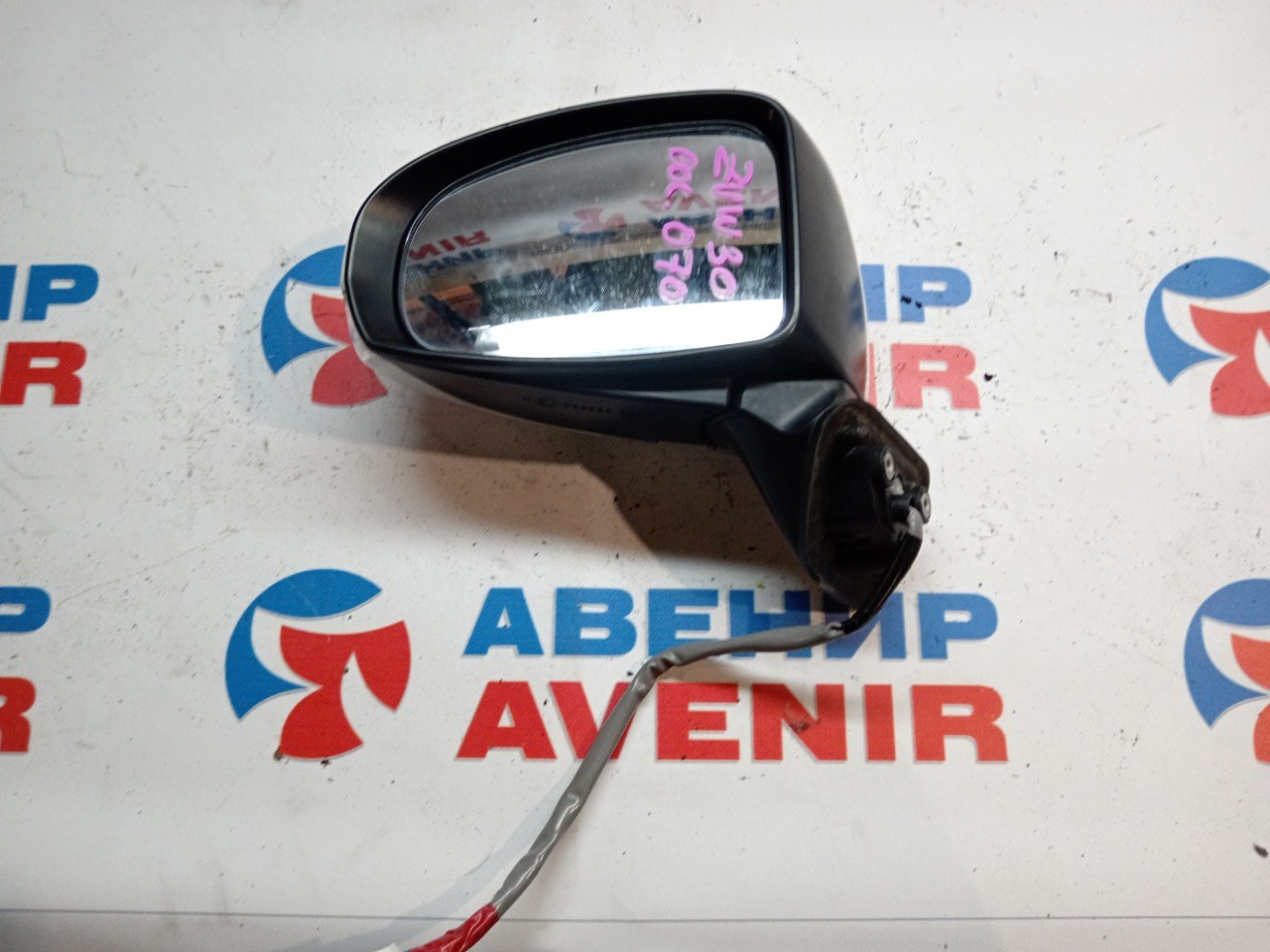 Зеркало TOYOTA PRIUS ZVW30 переднее левое (б/у)