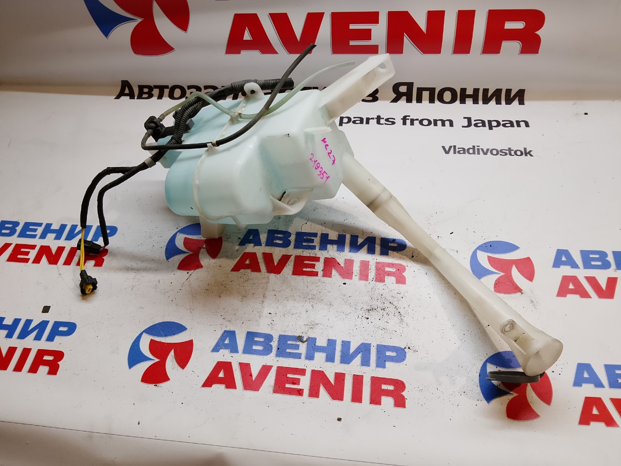 Бачок стеклоомывателя NISSAN SERENA GC27 (б/у)