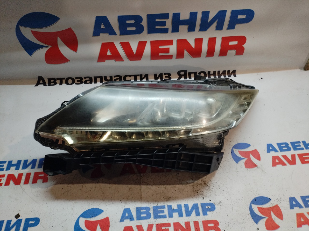 Фара HONDA ODYSSEY RC4 передняя левая (б/у)