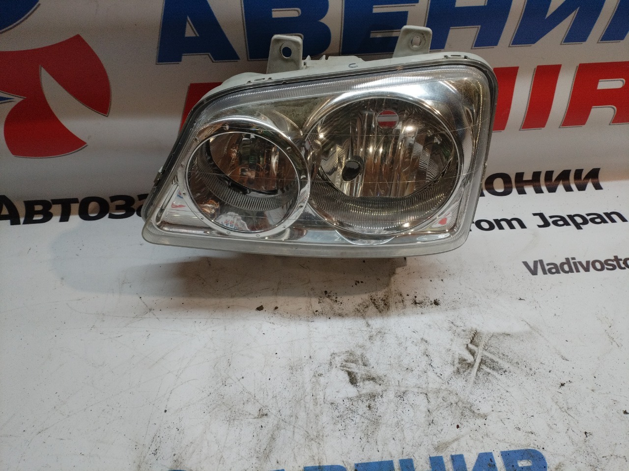 Фара DAIHATSU TERIOS KID J111G передняя левая (б/у)