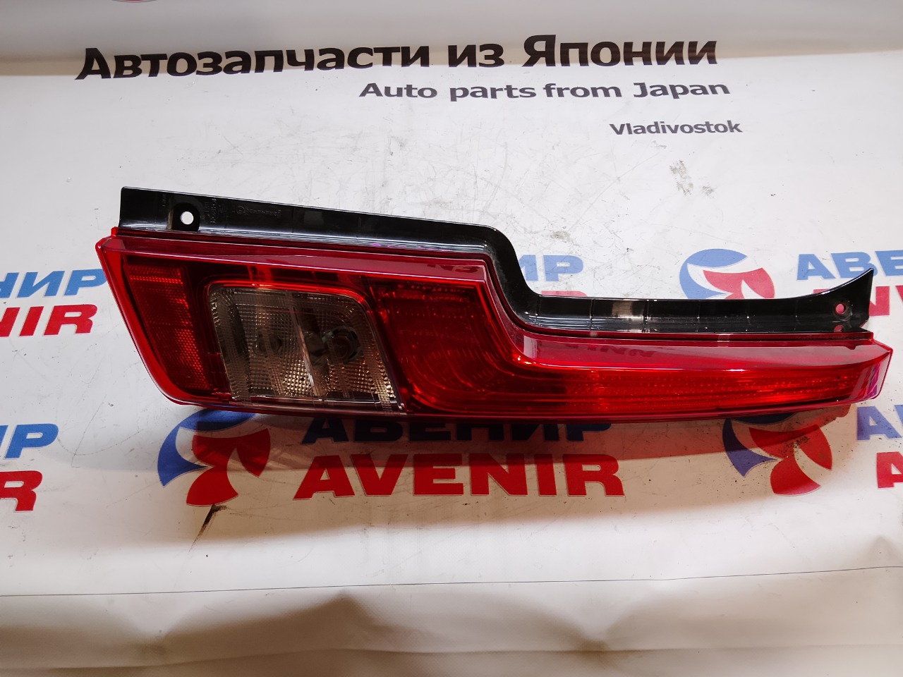 Стоп-сигнал DAIHATSU MOVE LA160S задний правый (б/у)