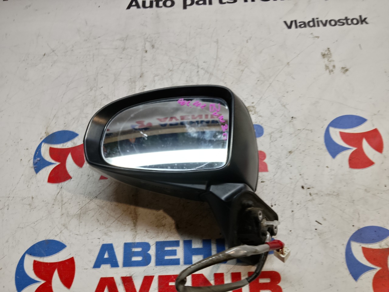 Зеркало TOYOTA PRIUS ZVW30 переднее левое (б/у)