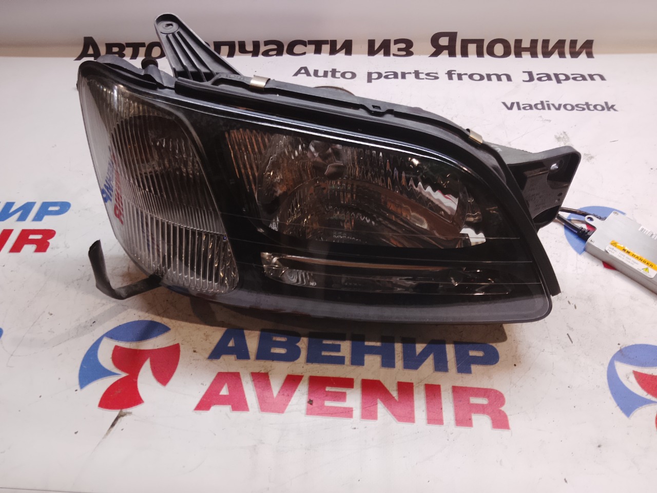 Фара SUBARU LEGACY BH5 передняя правая (б/у)