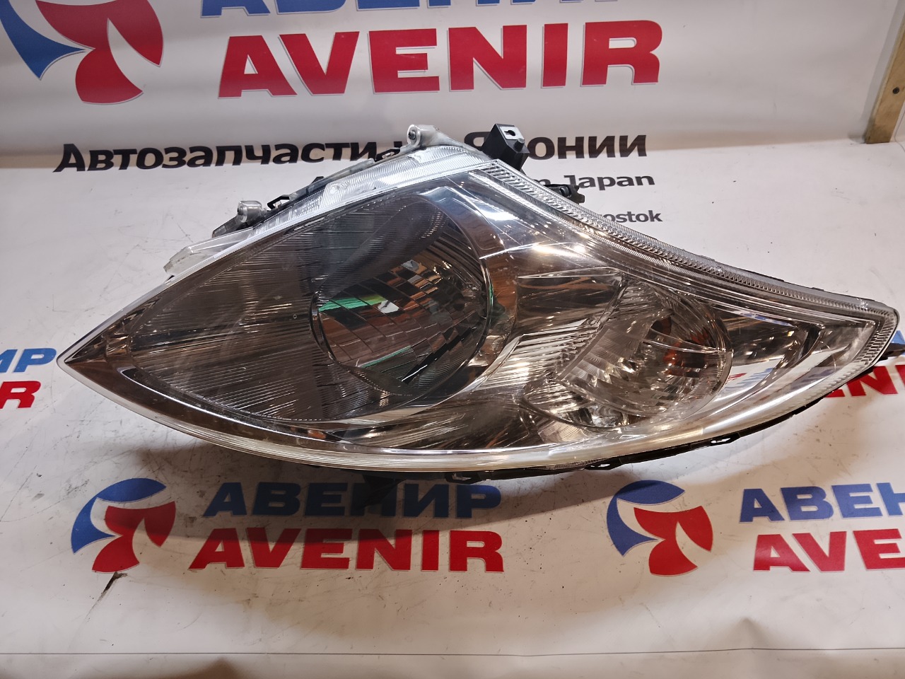 Фара SUZUKI SWIFT ZD72S передняя правая (б/у)