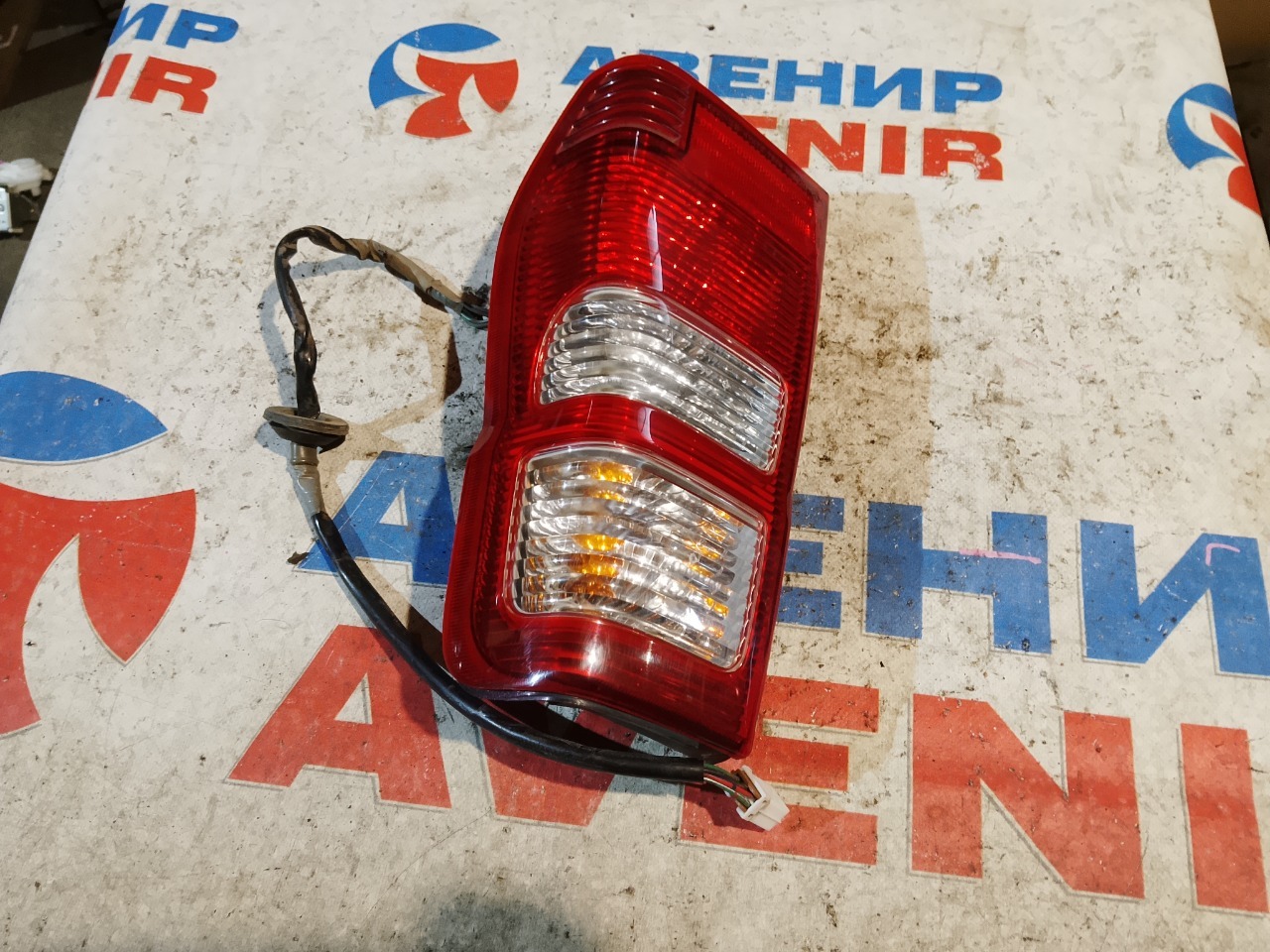 Стоп-сигнал MITSUBISHI PAJERO MINI H59A задний правый (б/у)
