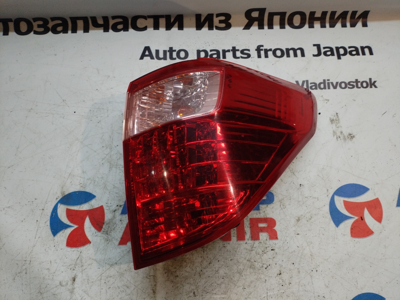Стоп-сигнал TOYOTA ALPHARD ANH25 задний правый (б/у)