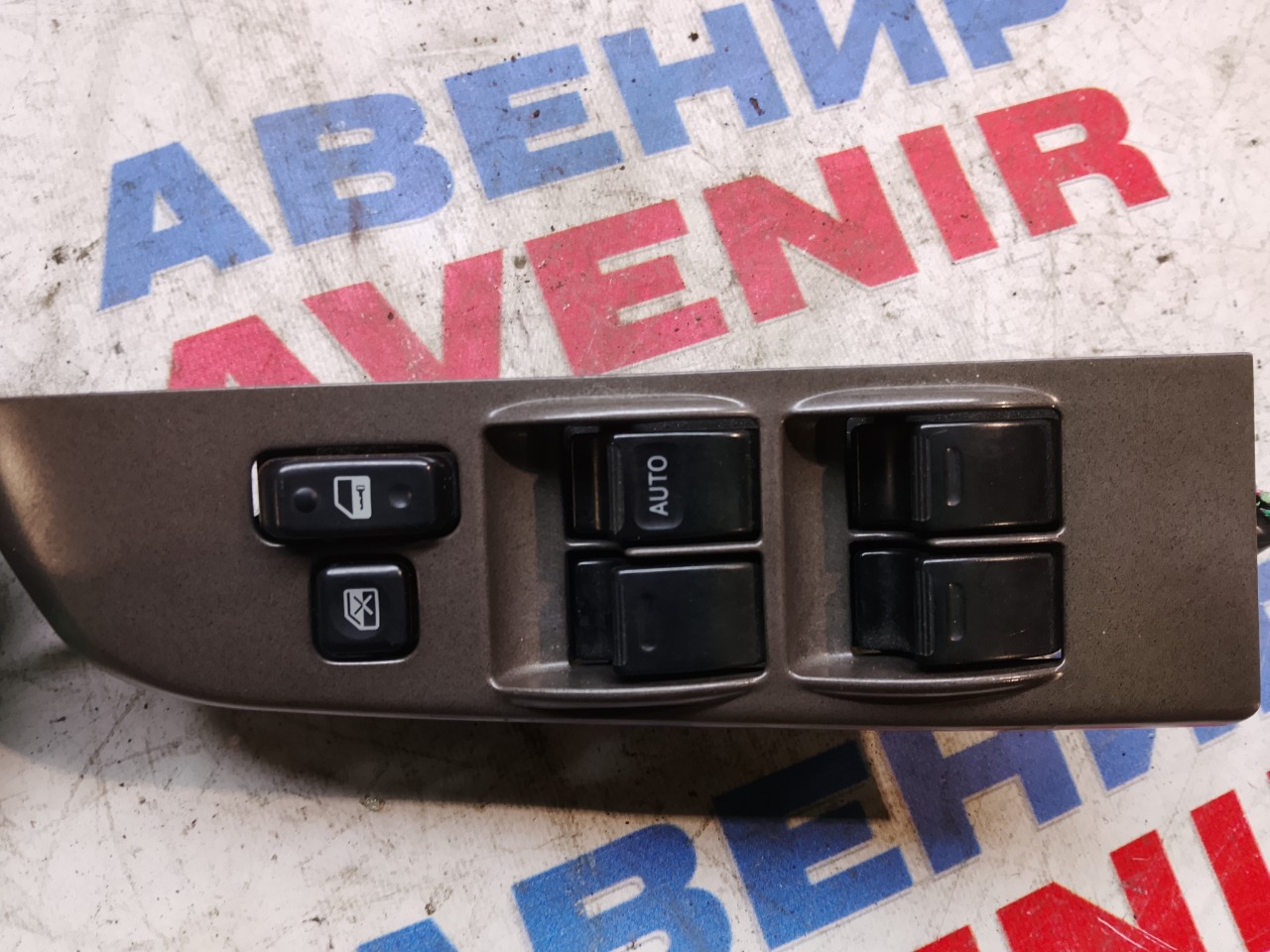 Блок управления стеклами TOYOTA CORSA EL53 передний правый (б/у)