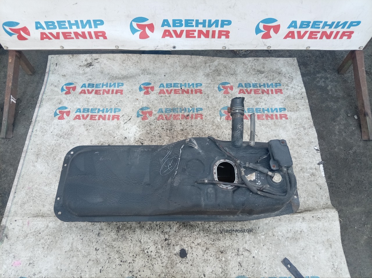 Бензобак MAZDA PROCEED MARVIE UV66R G6 (б/у)